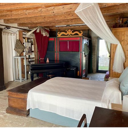 "La Casa Degli Ulivi Art B&B" Trecastelli Extérieur photo