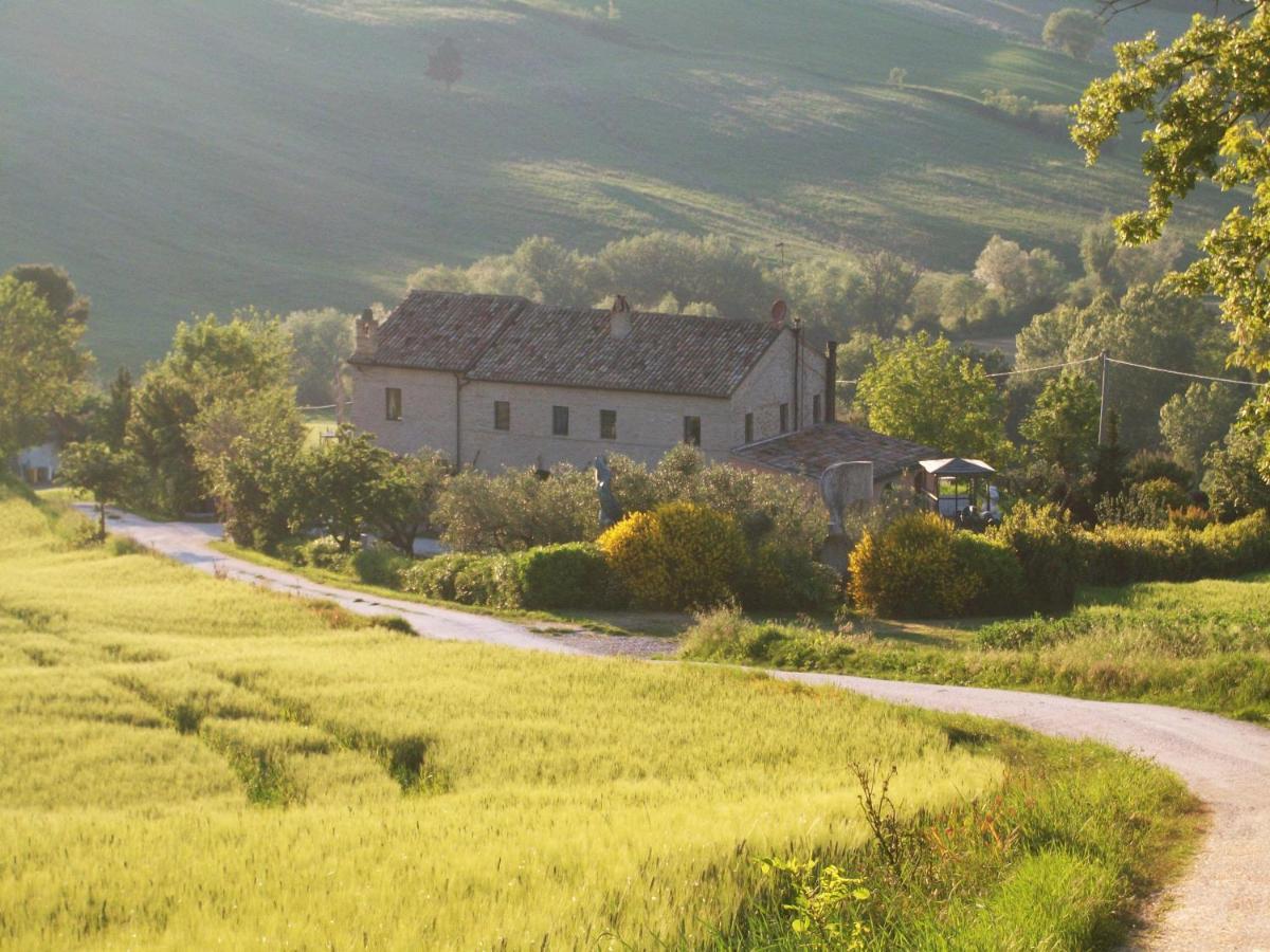 "La Casa Degli Ulivi Art B&B" Trecastelli Extérieur photo